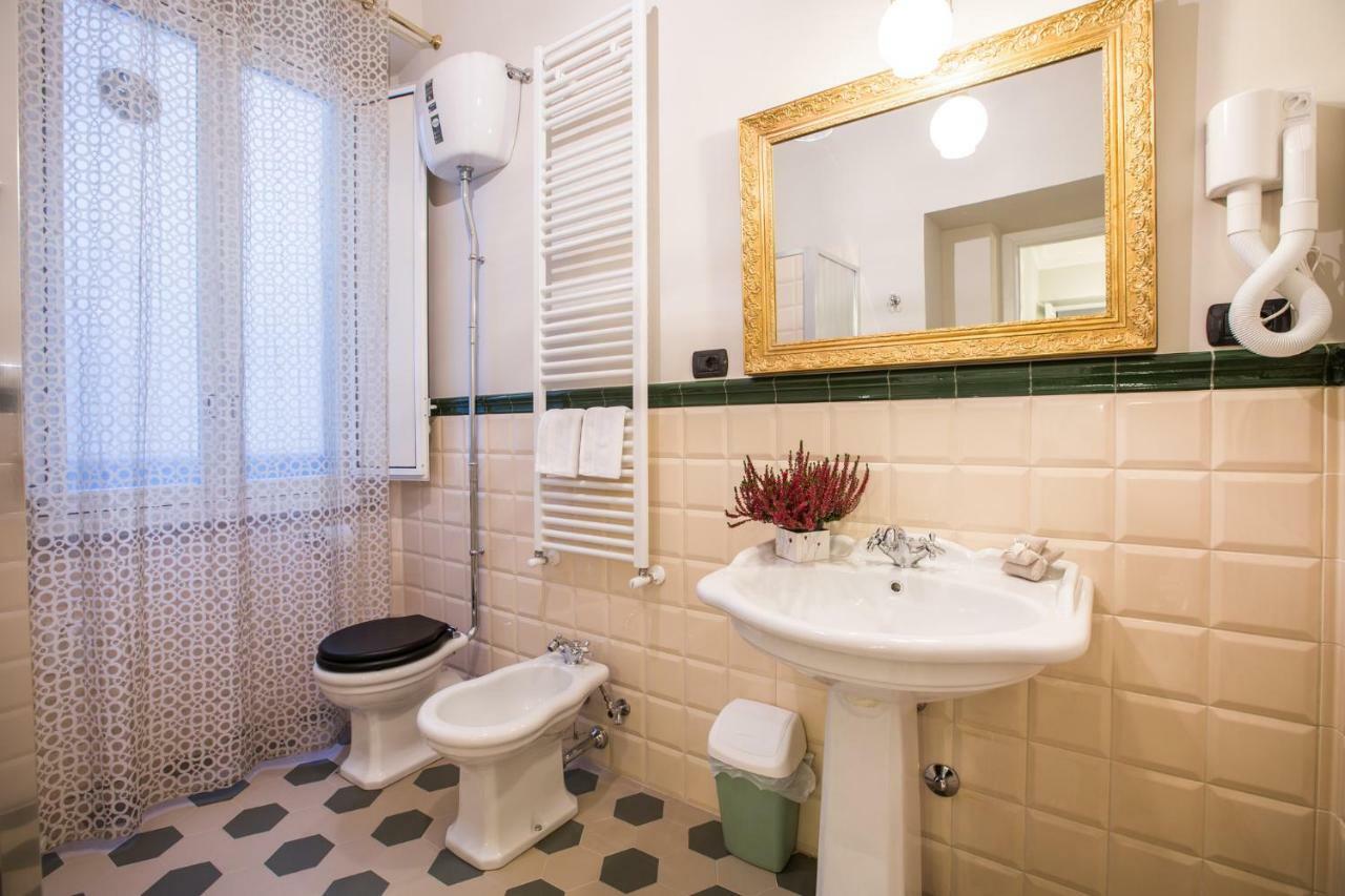 Art Nouveau Roma Colosseo Suites Eksteriør bilde